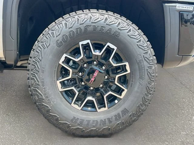 New 2026 Sterling Metallic GMC AT4X image 19