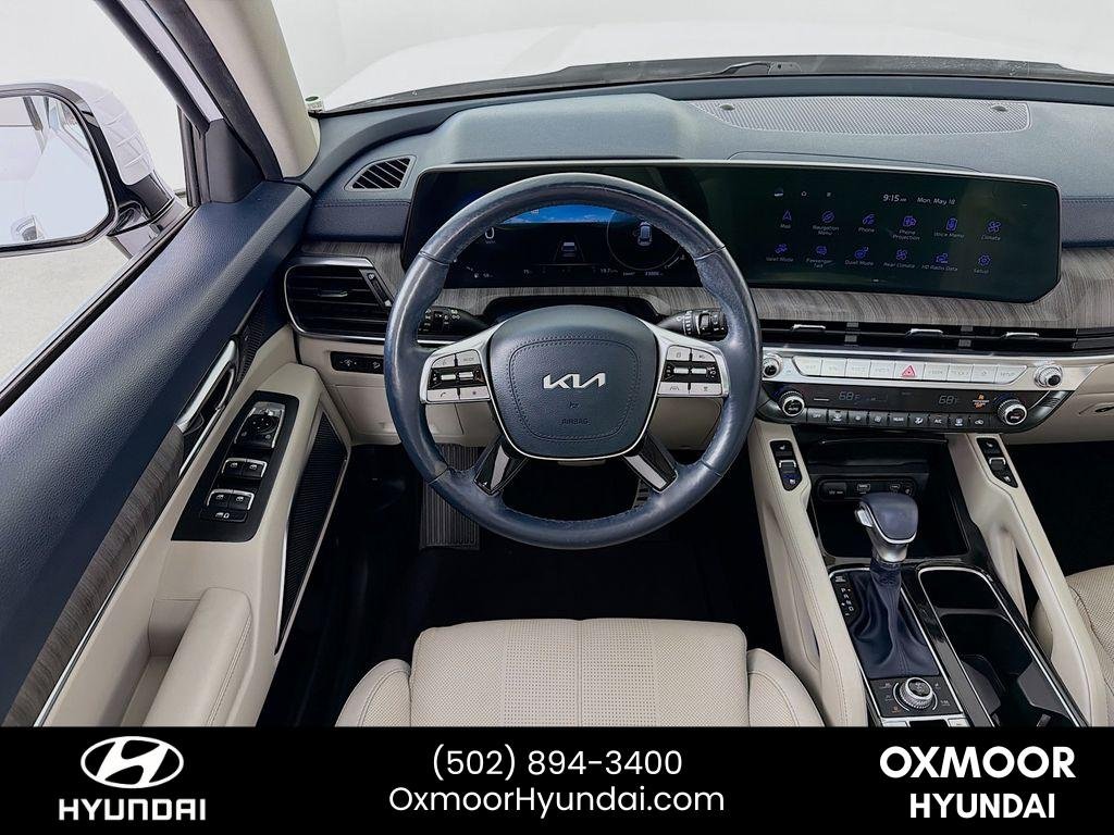 Used 2023 Glacial White Pearl Kia SX image 24