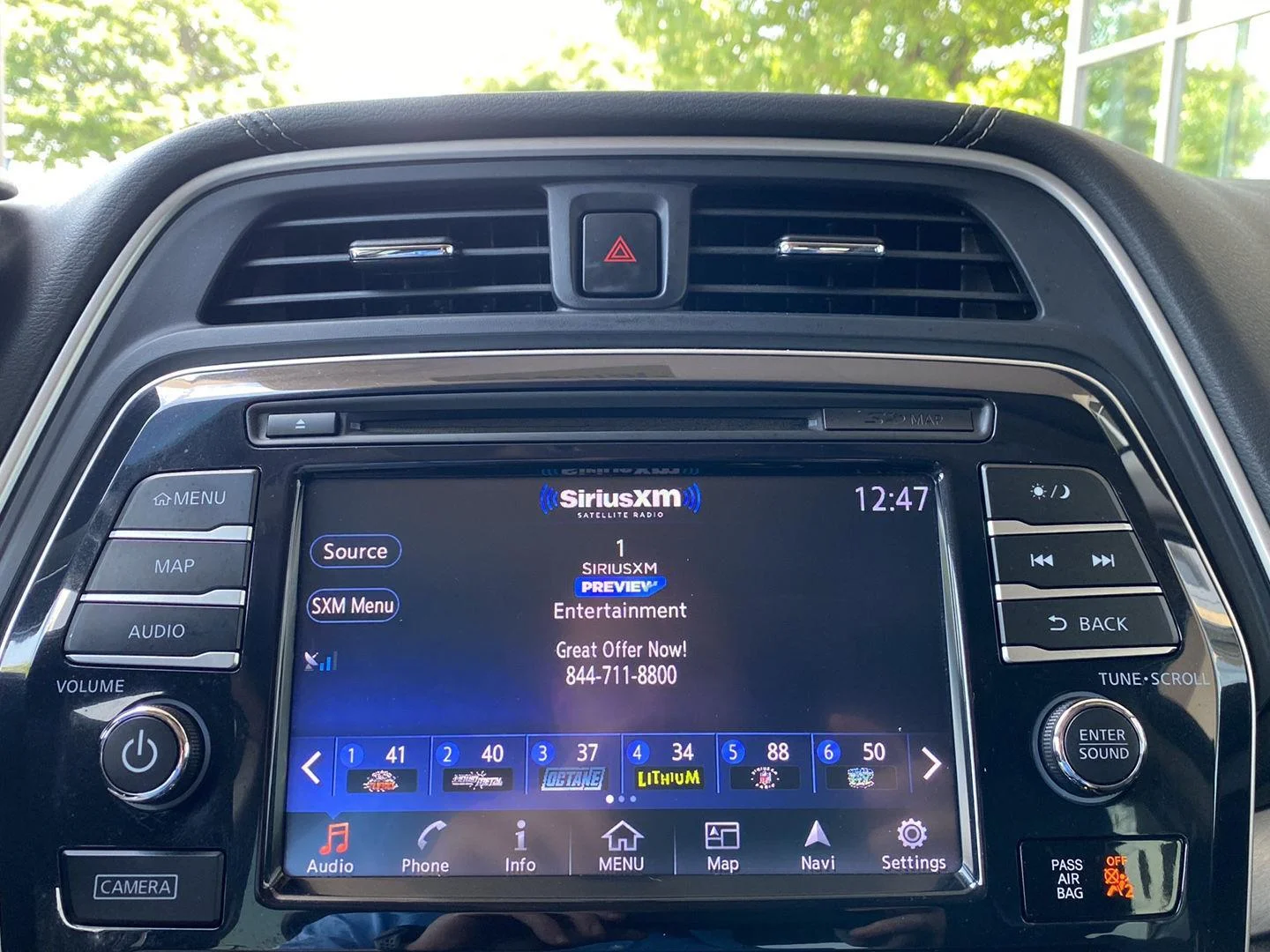 Used 2017 Gun Metallic Nissan SL image 32