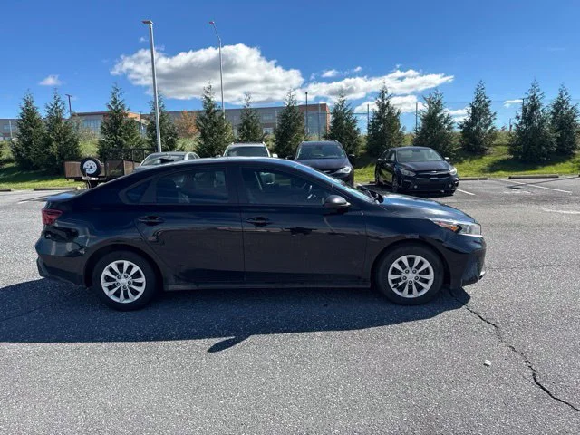 Used 2024 Black Kia LX image 2
