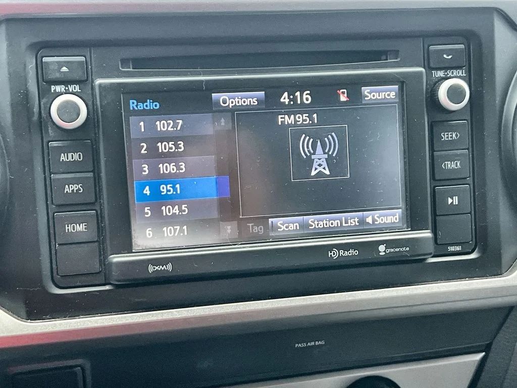 Used 2019 Blue Toyota SR5 image 16