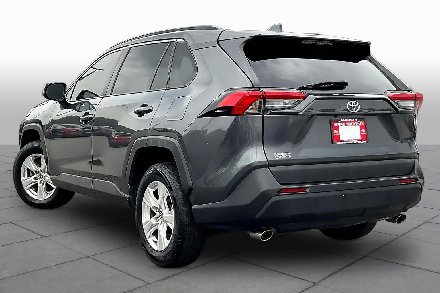 Used 2021 Magnetic Gray Metallic Toyota XLE image 11