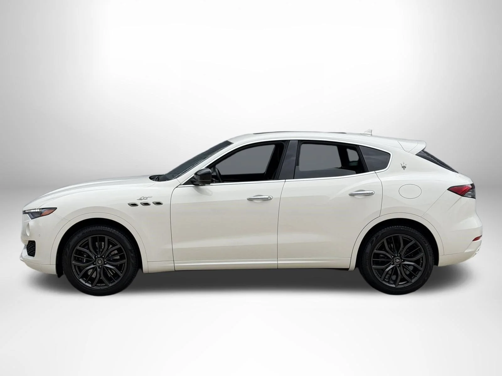 Used 2024 Bianco Maserati GT Ultima image 6
