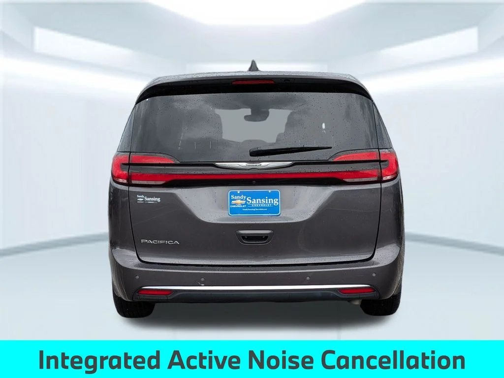 Used 2023 Gray Chrysler Touring L image 5