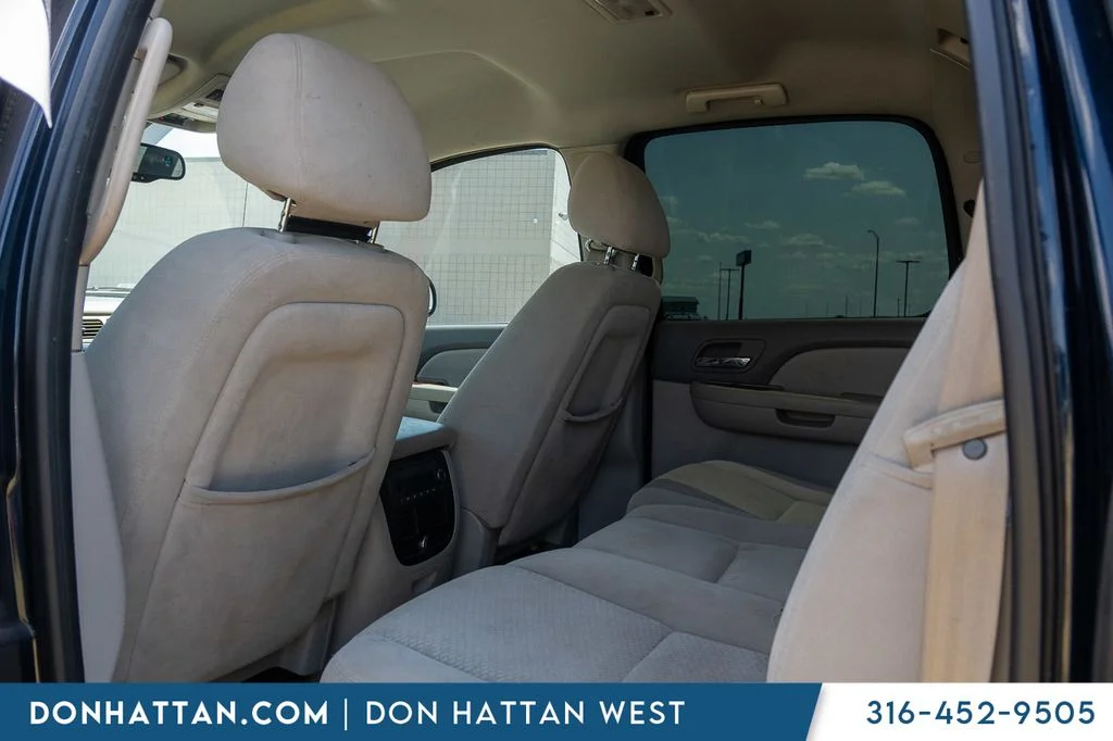 Used 2007 Blue Chevrolet LT image 17