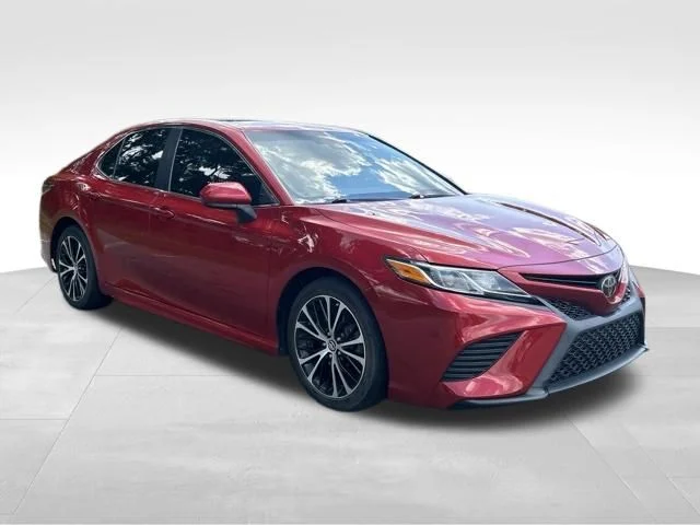 Used 2019 Red Toyota SE image 7