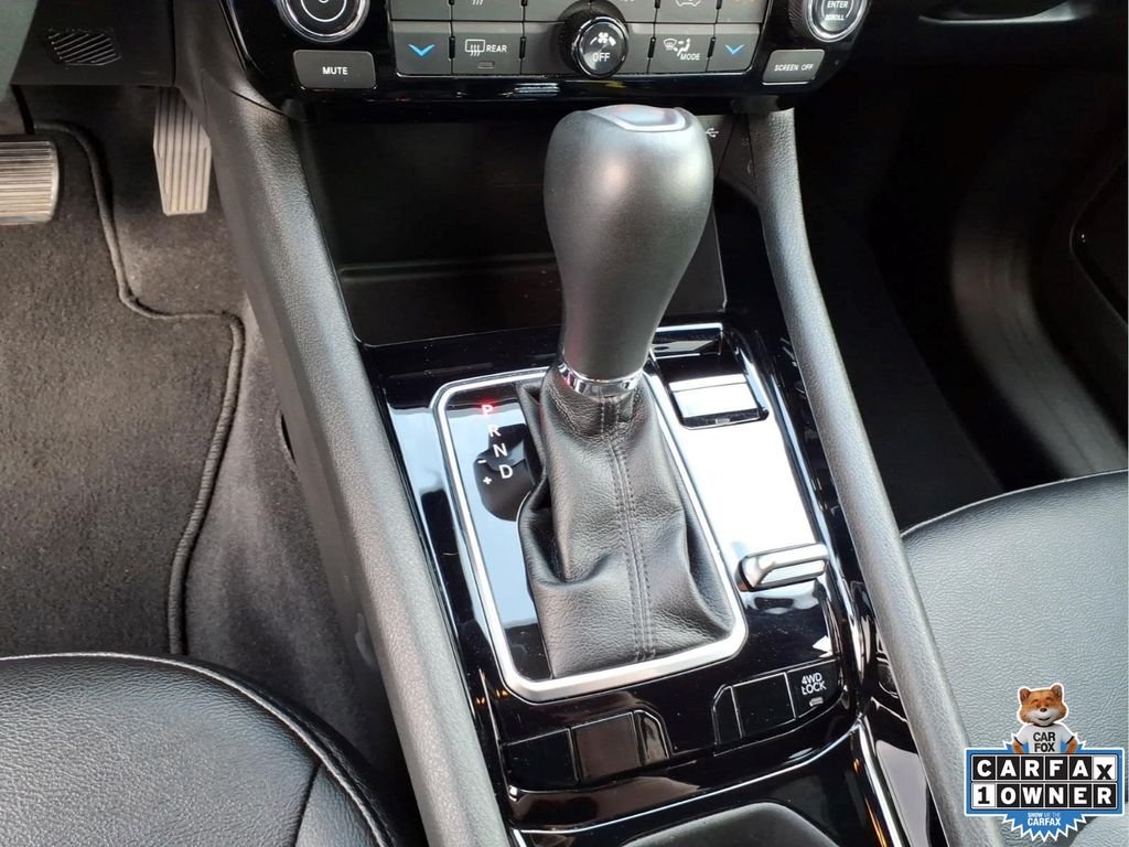 Used 2025 Silver Jeep Limited image 24