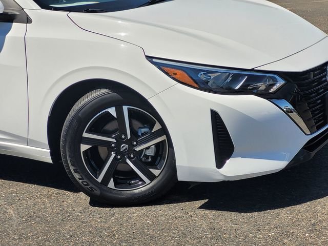Used 2024 White Nissan SV image 9