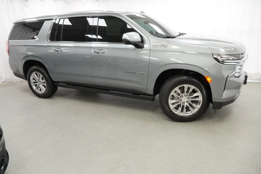 2023 Chevrolet Suburban High Country - Photo 6
