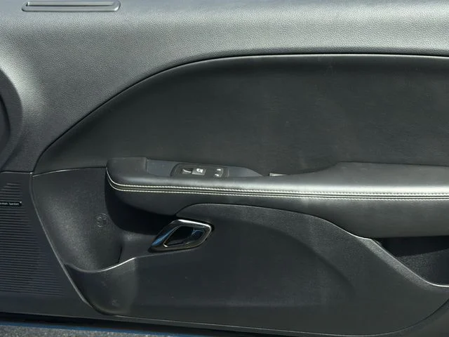 Used 2015 Blue Dodge SRT Hellcat image 33