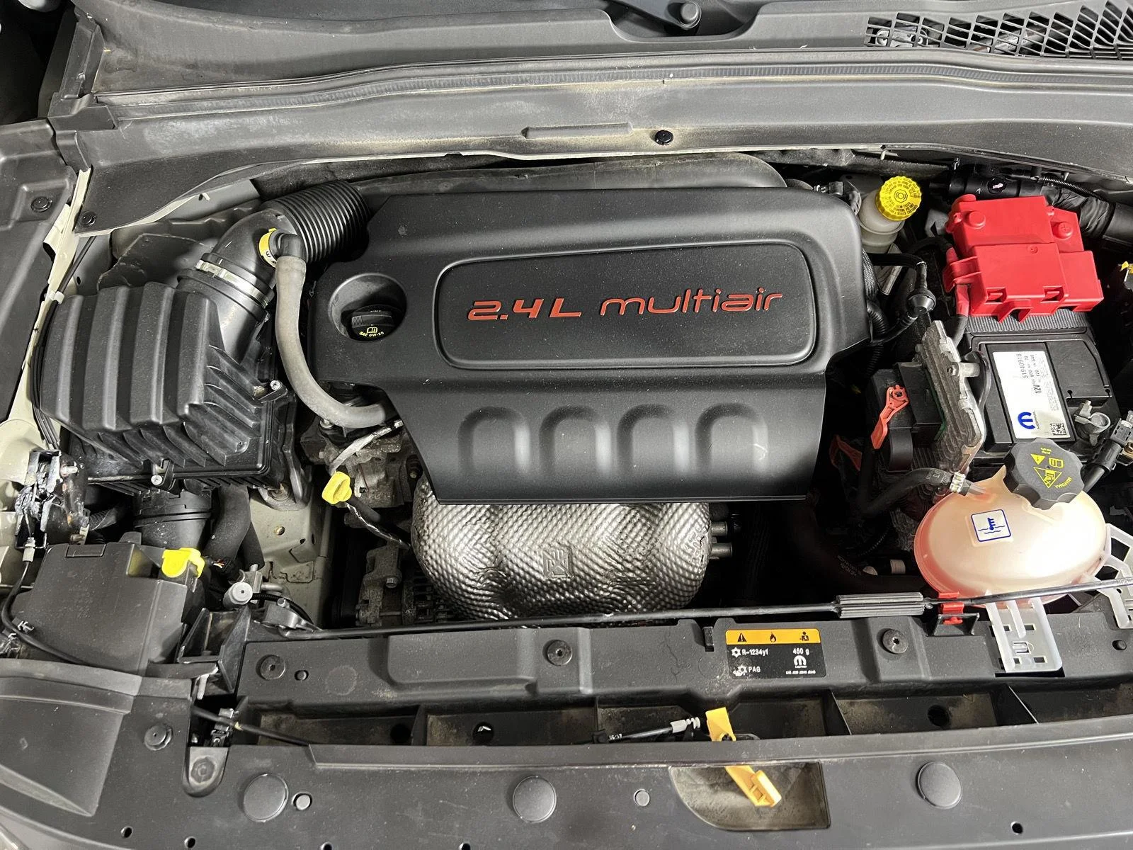 Used 2021  Jeep Latitude image 6