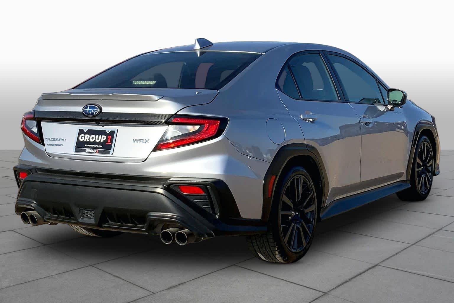 Used 2023 Ice Silver Metallic Subaru Premium image 13