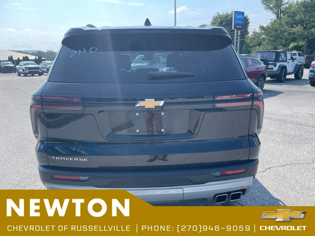Used 2025 Black Metallic Chevrolet LT image 15