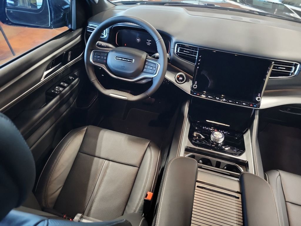 New 2026 High Gloss Black Jeep  image 13