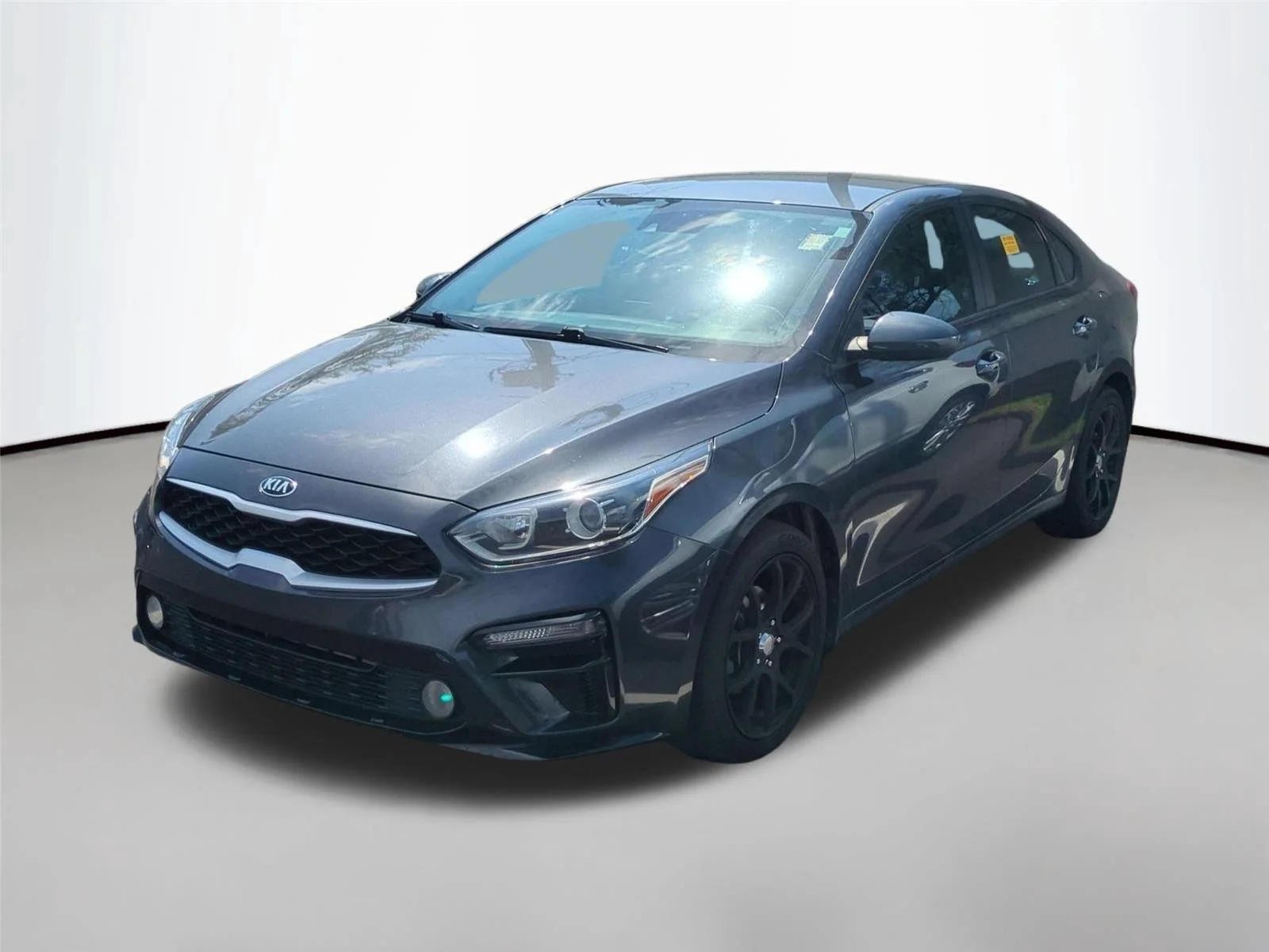 Used 2020 Gravity Grey Kia LXS image 1