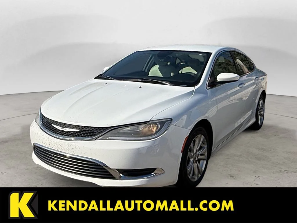 Used 2015 White Chrysler Limited image 1