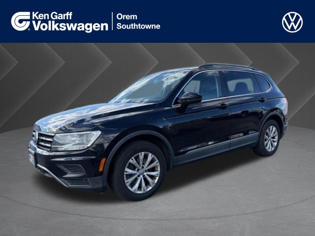 Used 2018 Pearl Metallic Volkswagen SE image 1