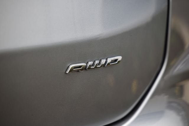 Used 2024 Silver Metallic Ford SEL image 11