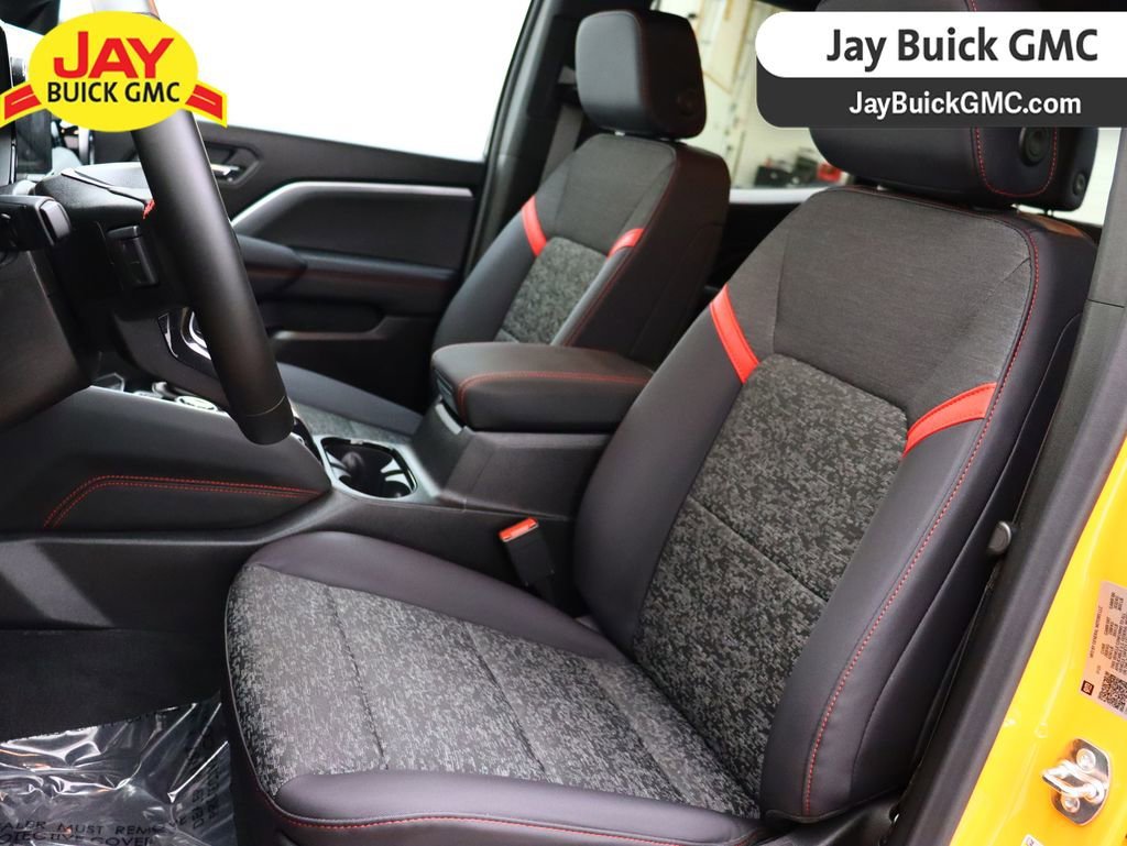 2026 Chevrolet Colorado Z71 - Photo 13