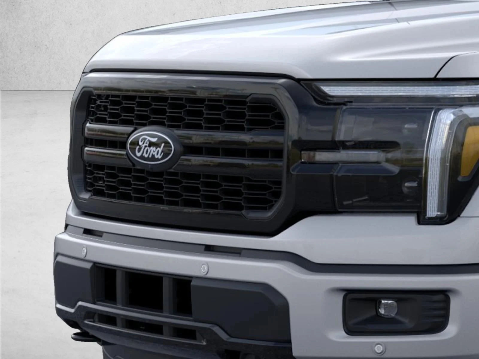 New 2026 Iconic Silver Metallic Ford Lariat® image 17