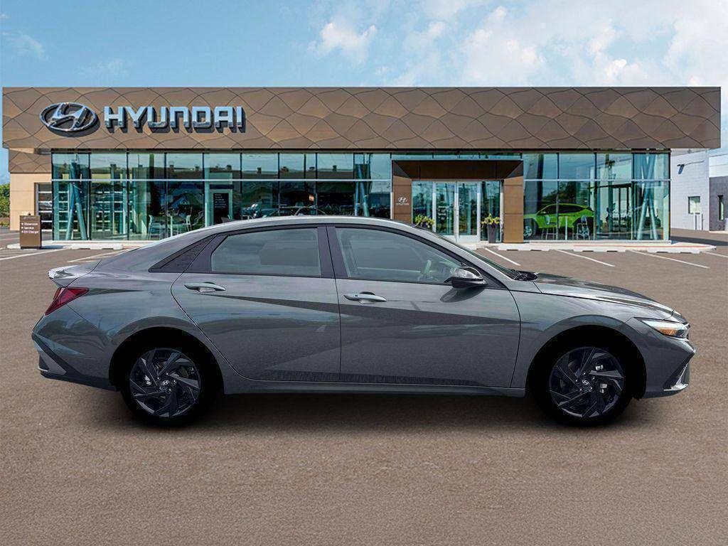 New 2026 Gray Hyundai SEL Sport image 9
