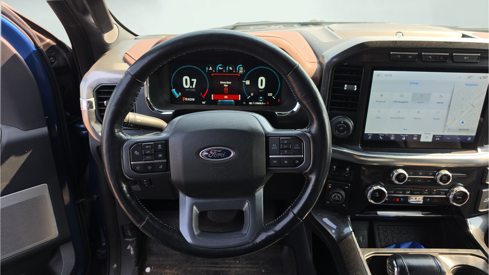 Used 2023 Atlas Blue Metallic Ford Lariat image 15