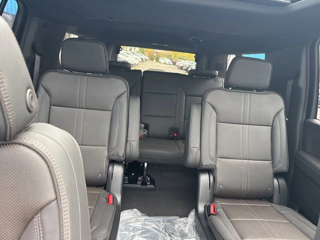 2026 Chevrolet Suburban High Country - Photo 40