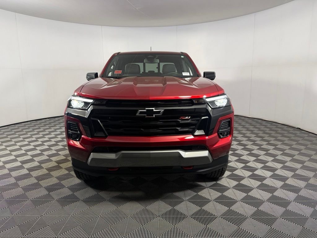 Certified Used 2025 Red Chevrolet Z71 image 3