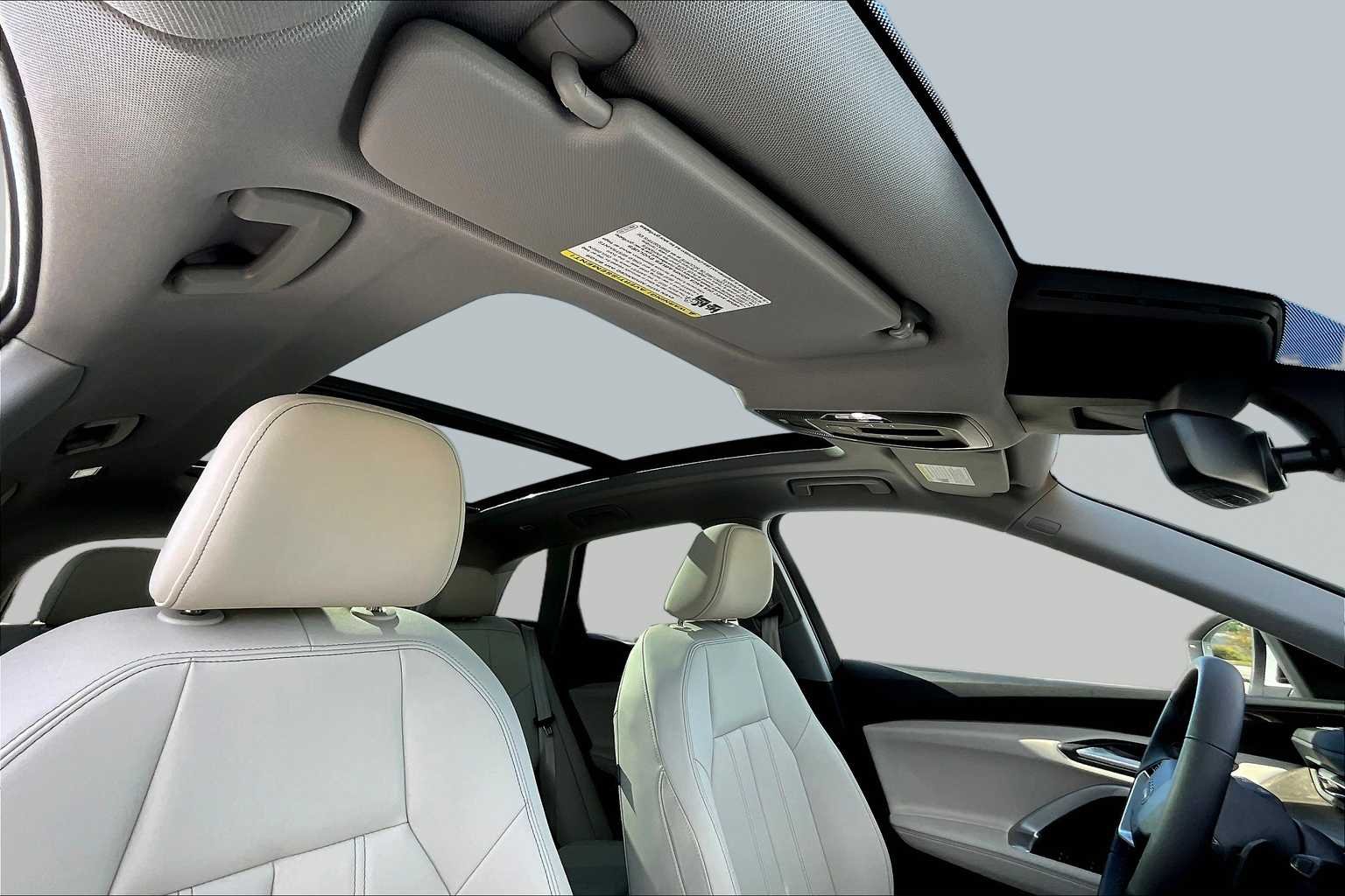 Used 2025 Arkona White Audi Premium image 14