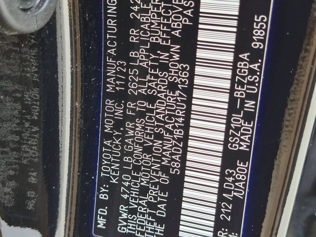 Used 2024 Black Lexus 350 image 31