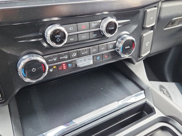 New 2026 Carbonized Gray Metallic Ford F-250® Lariat® image 20