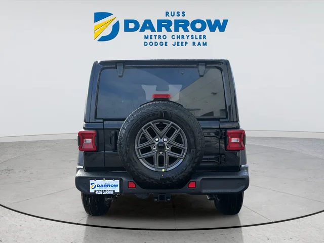 New 2026 Black Clear-Coat Exterior Paint Jeep Sport S image 4