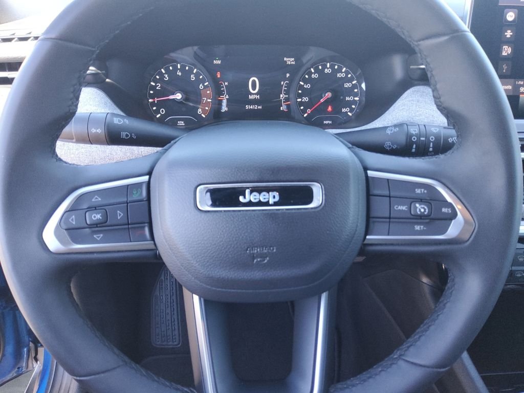 Used 2024 Blue Jeep Latitude image 9