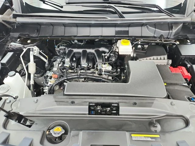 Used 2025 Black Nissan SL image 17