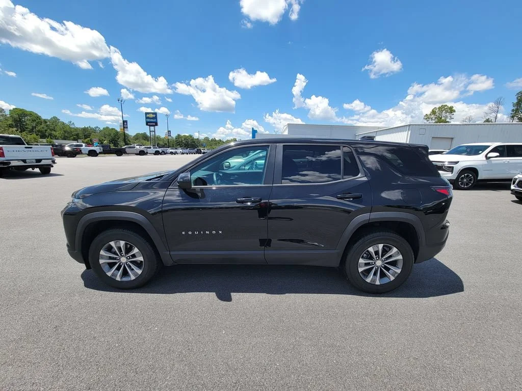 Used 2025 Mosaic Black Metallic Chevrolet LT image 2