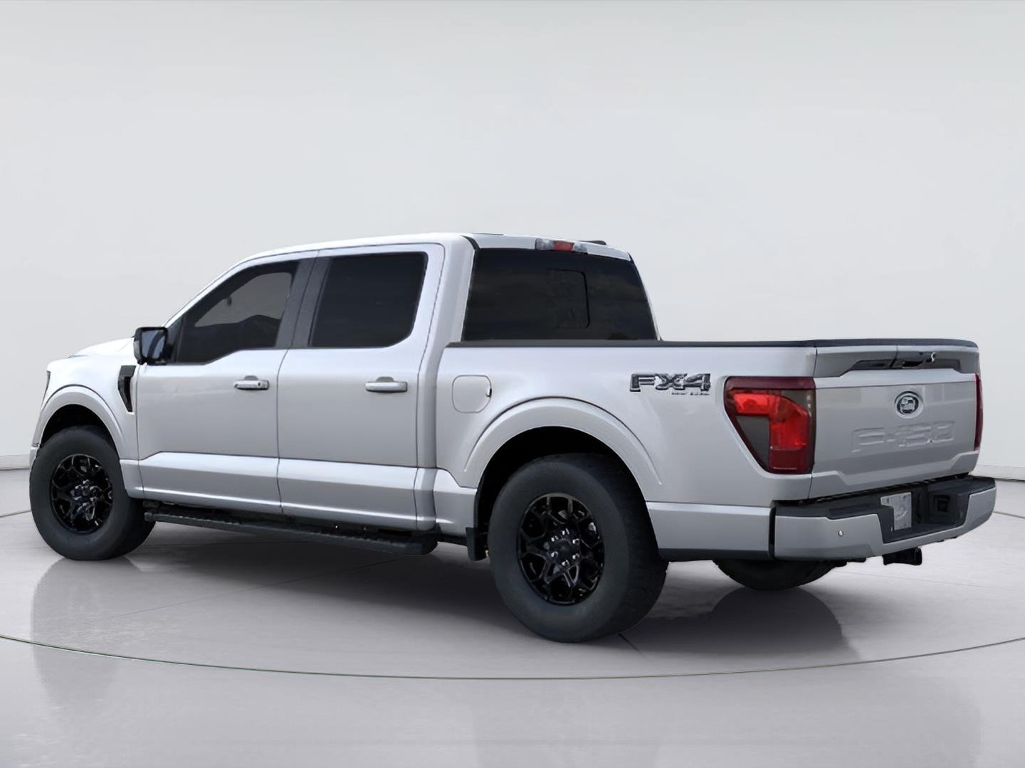 New 2026 Iconic Silver Metallic Ford XLT image 4