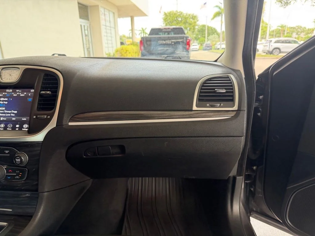 Used 2019 Gray Chrysler Touring image 23