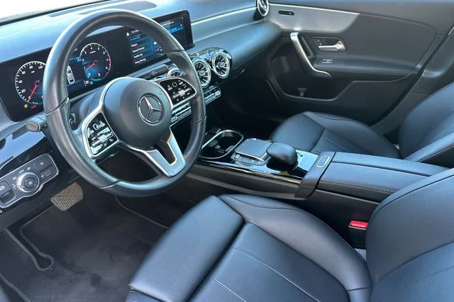 Used 2022 White Mercedes-Benz A 220 image 11