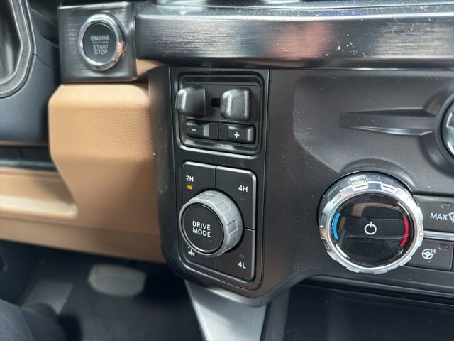 New 2026 Star White Metallic Tri-Coat Ford F-350® Lariat® image 23