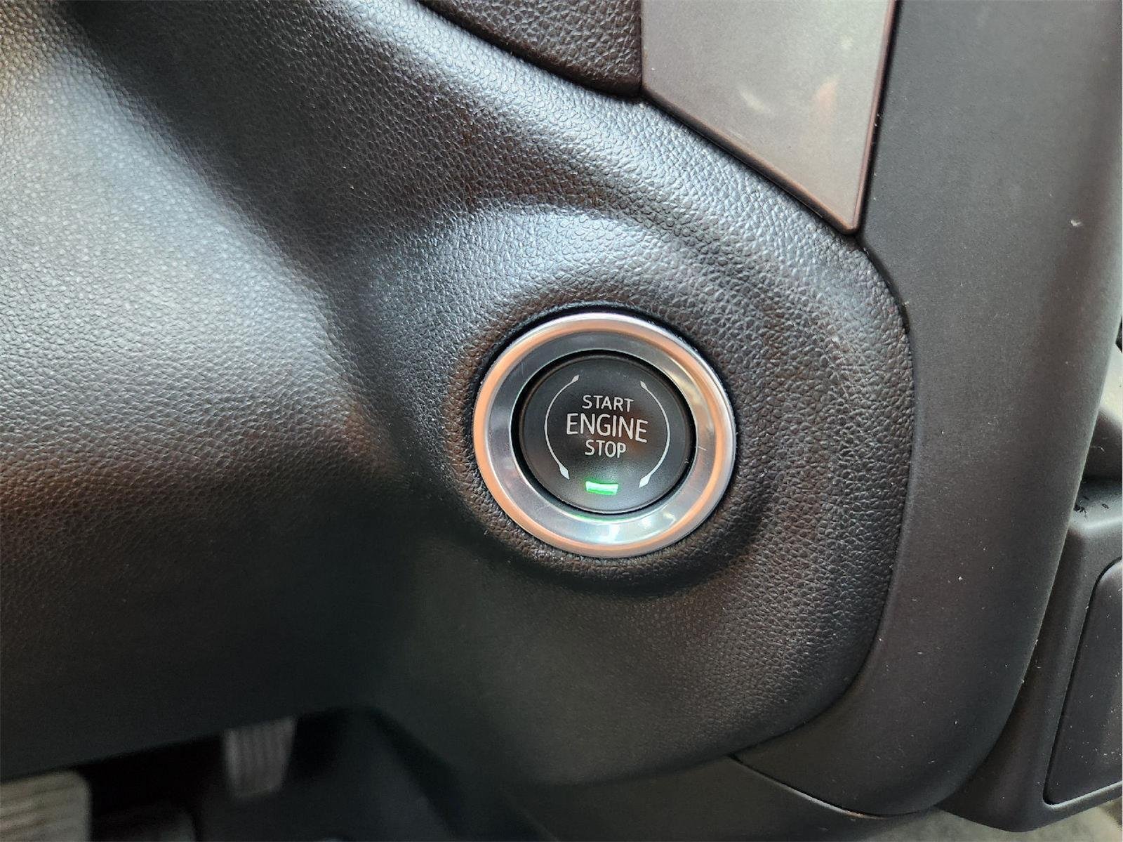 2023 Chevrolet Silverado 1500 photo 17 of 30
