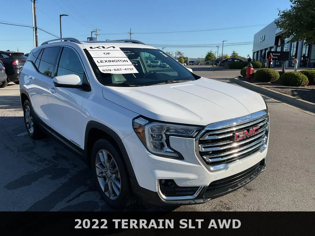 Used 2022 Summit White GMC SLT image 2