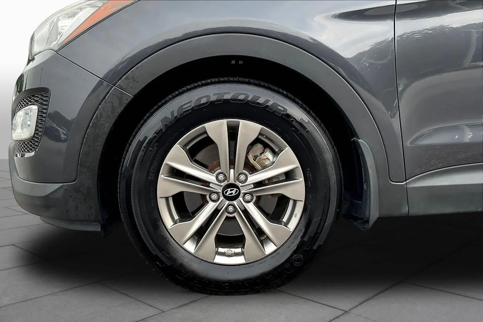 Used 2016 Platinum Graphite Hyundai  image 11
