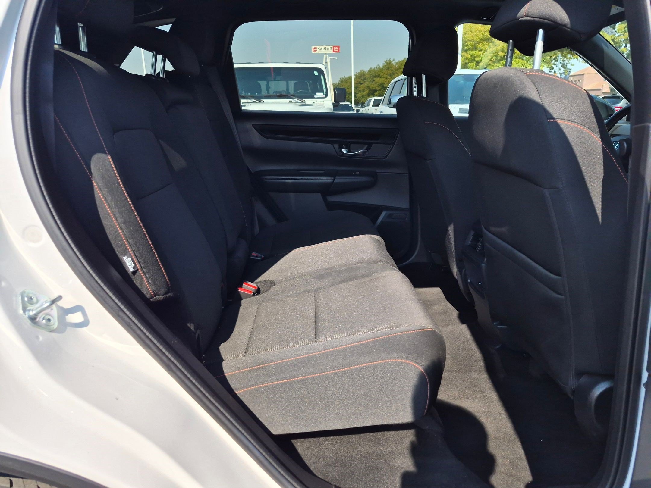 Used 2025 Platinum White Pearl Honda Sport image 28