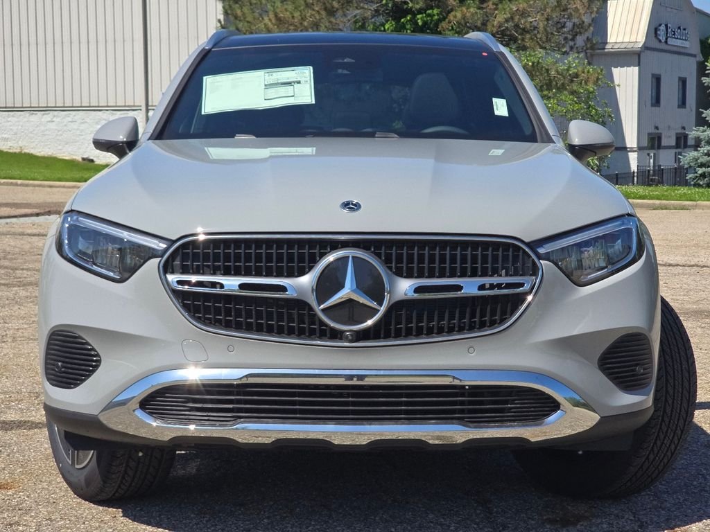 New 2026 MANUFAKTUR Alpine Grey Mercedes-Benz GLC 300 image 12