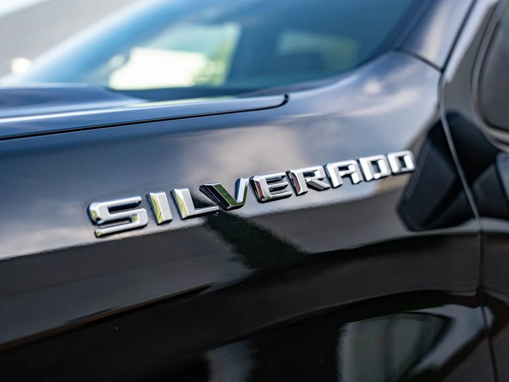 Used 2024 Black Chevrolet Custom image 10