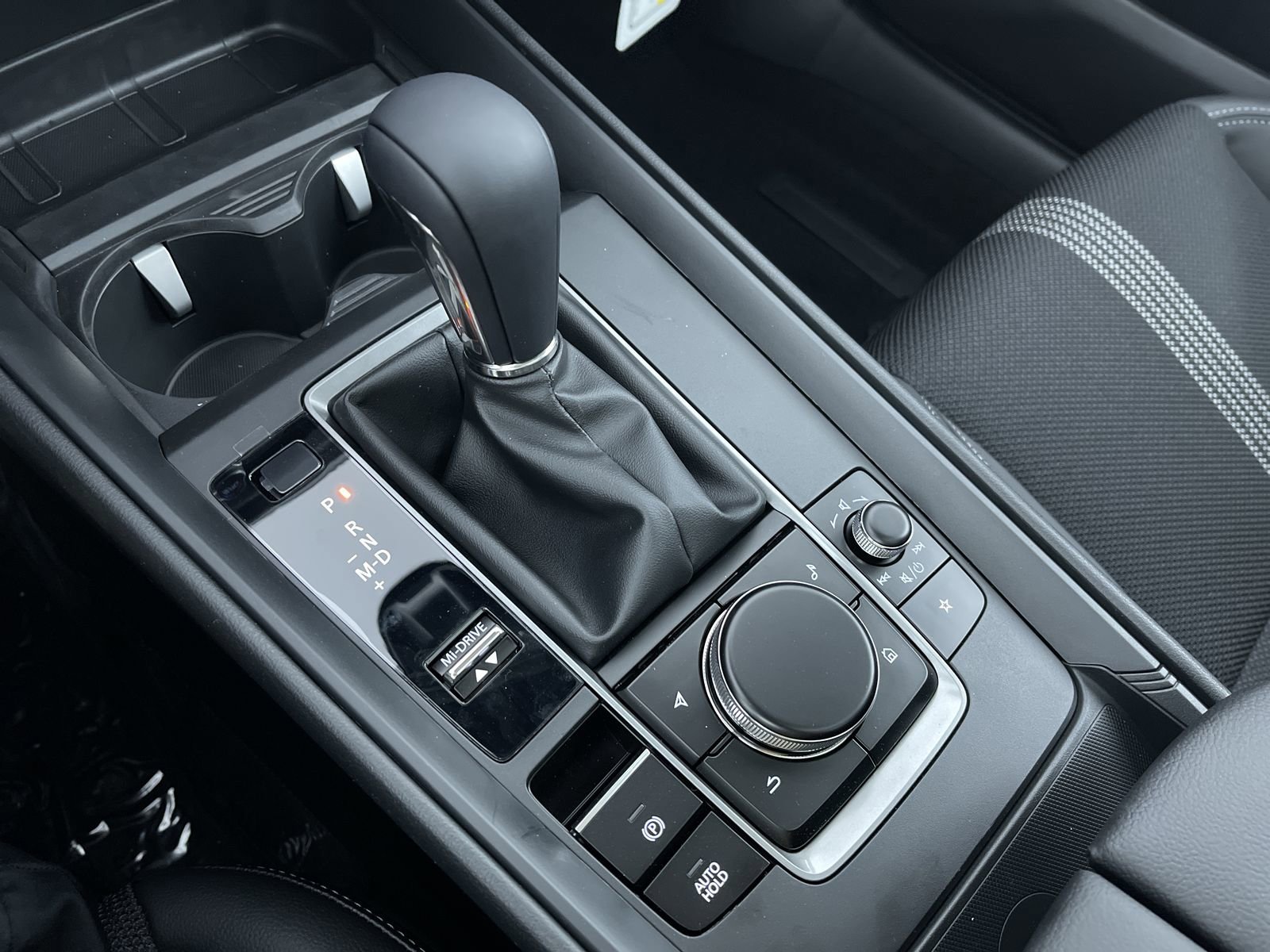 2025 Mazda CX-50 Premium - Photo 19