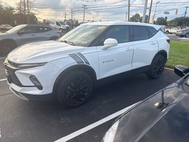 Used 2023 White Chevrolet LT image 1