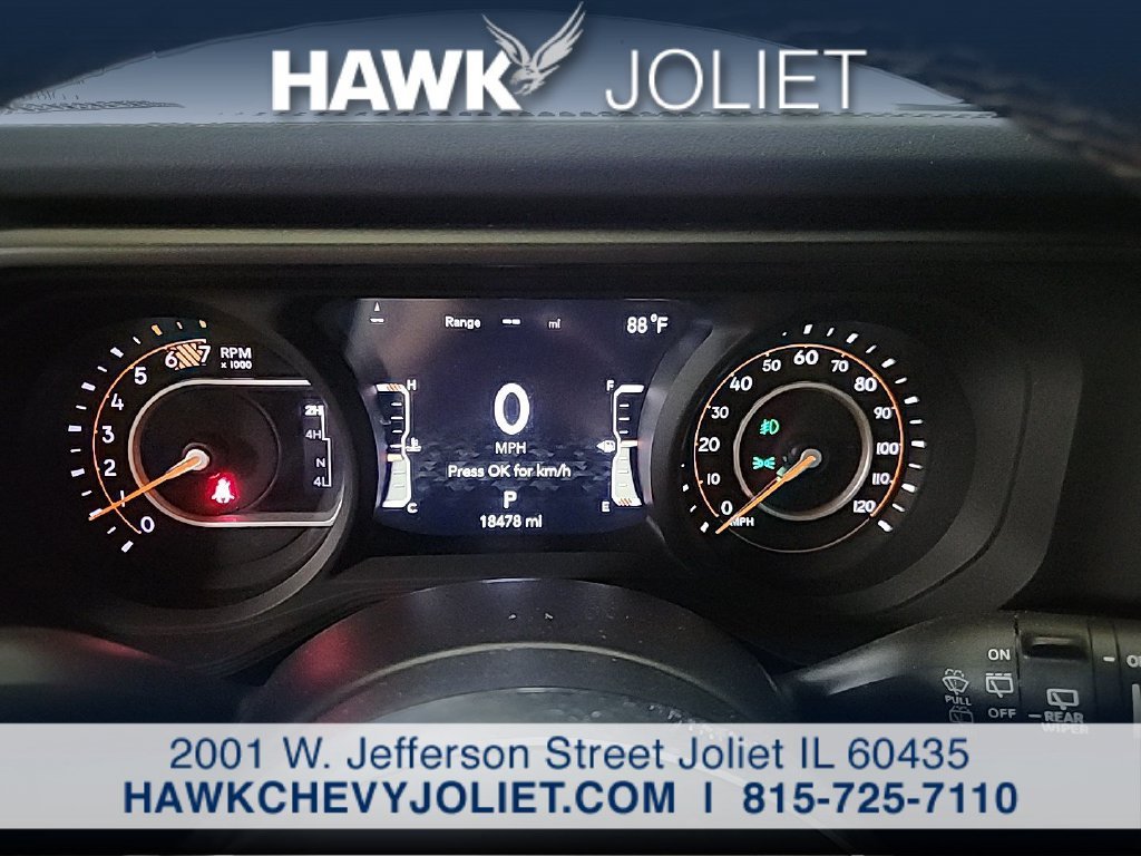 Used 2024 White Jeep Sahara image 16