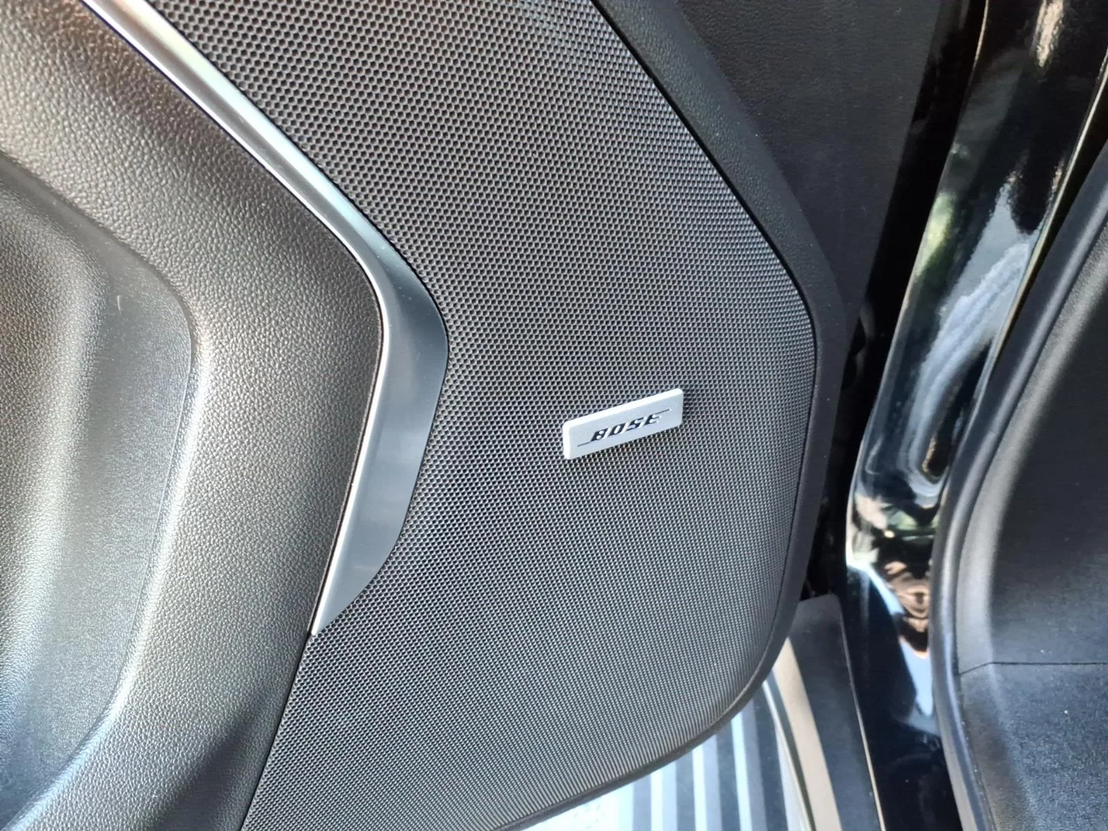 Used 2024 Black Gba Chevrolet High Country image 24