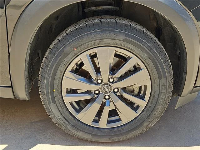 Used 2025 Black Nissan SV Front-Wheel Drive image 5
